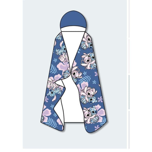 Précommande : DISNEY - Stitch & Angel "Fleurs" - Couverture à capuche 120x150cm