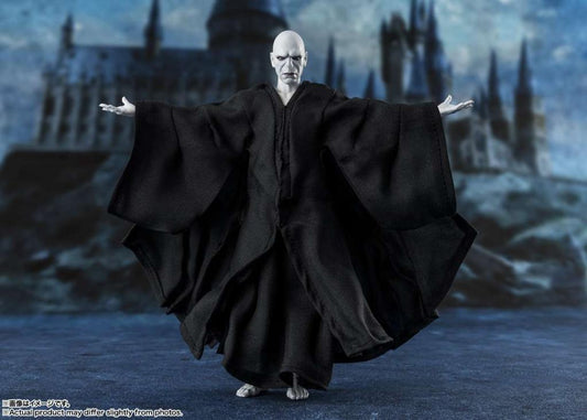 Précommande : HARRY POTTER ET LA COUPE DE FEU - Voldemort - Fig. S.H. Figuarts 15cm