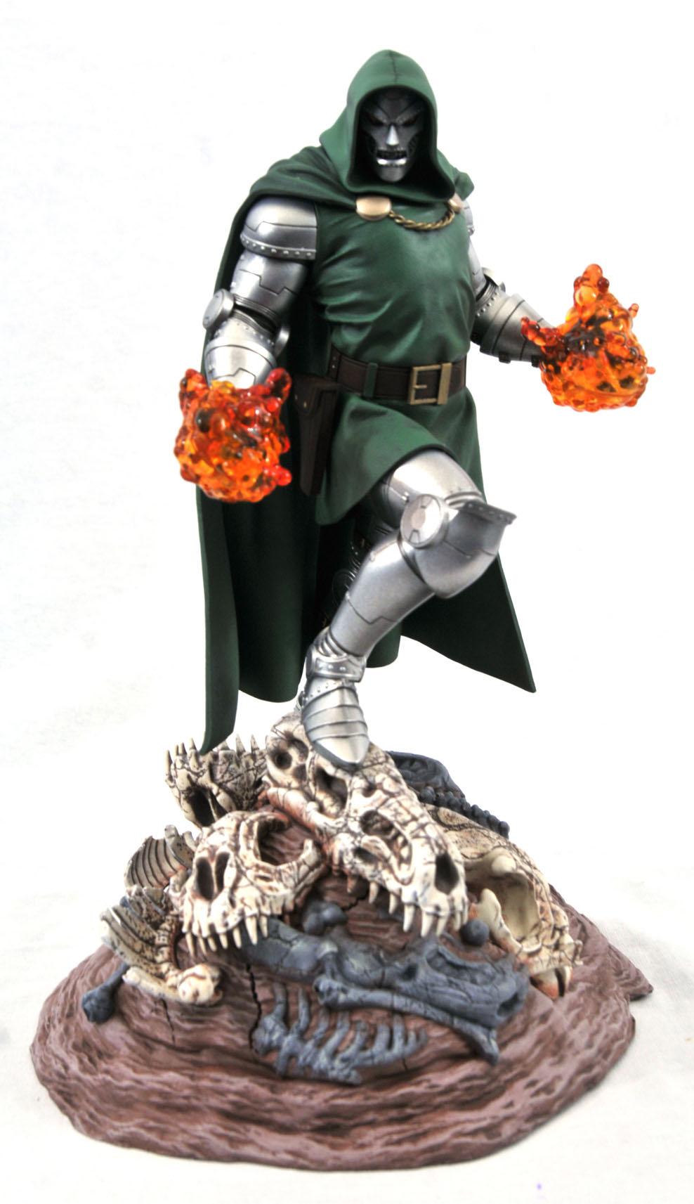 Précommande : MARVEL - Docteur Fatalis - Statuette Gallery Diorama 25cm