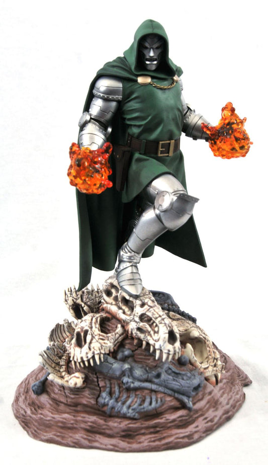 Précommande : MARVEL - Docteur Fatalis - Statuette Gallery Diorama 25cm