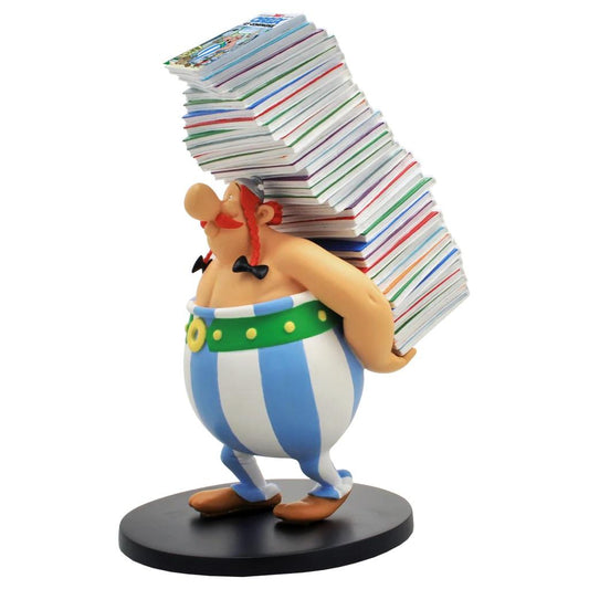 Précommande : ASTERIX & OBELIX - Obélix portant une pile de BD - Statuette 30cm