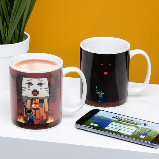 Précommande : MINECRAFT - Nether - Mug Thermoréactif 300ml