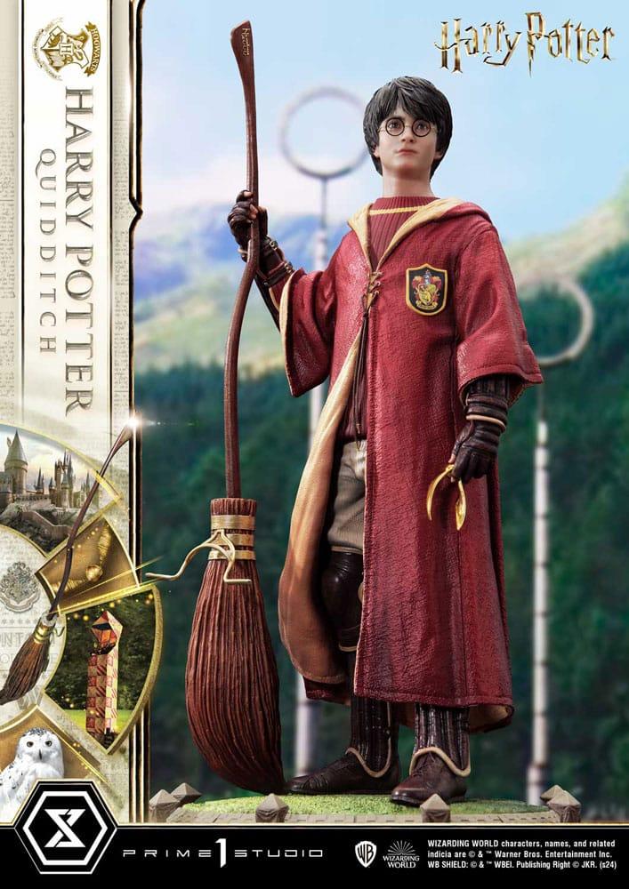 Précommande : HARRY POTTER - Harry Potter "Quidditch" - Statuette Prime Collec. 31cm